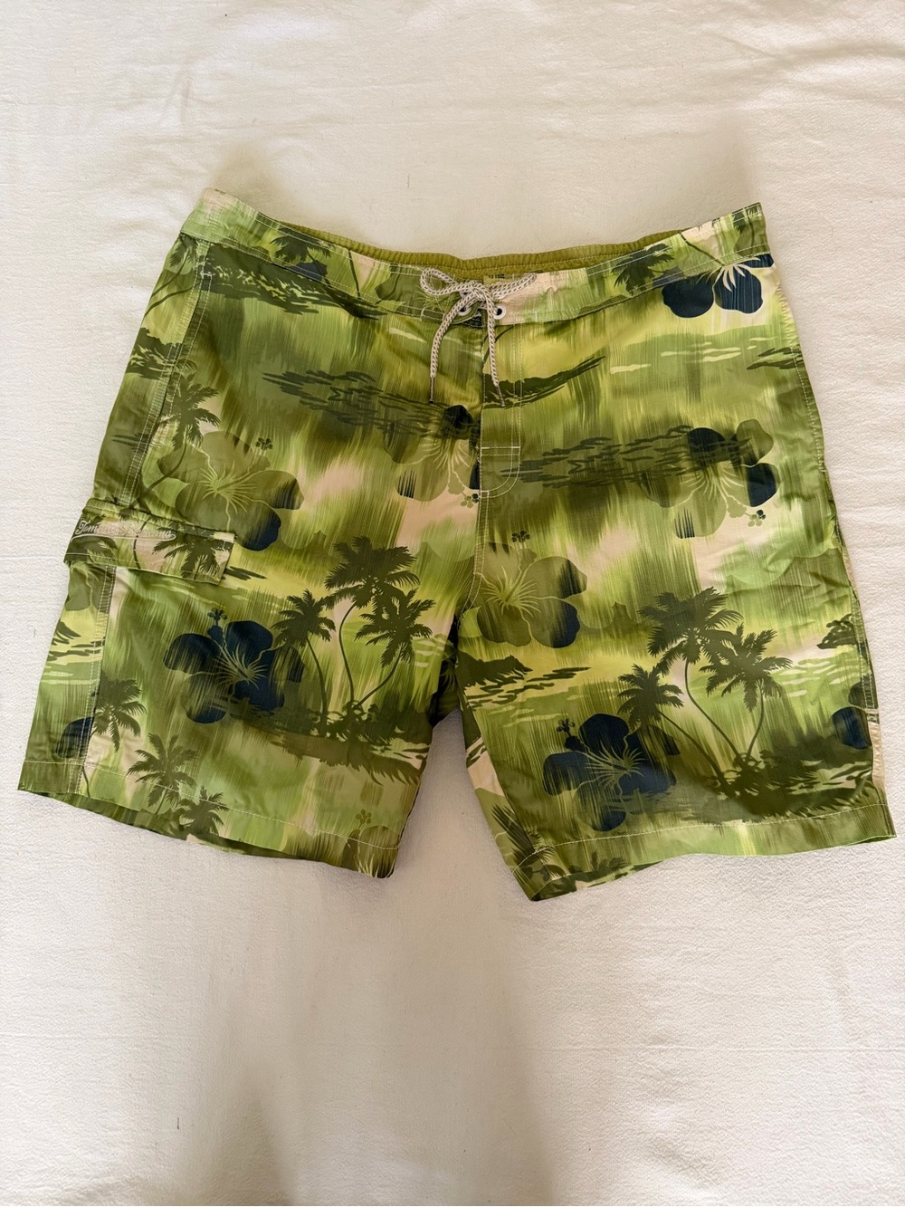 Tommy Bahama Men’s XL Green Hibiscus Palm Tree Mesh Lined 3 Pocket Swim Trunks